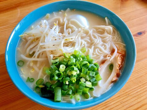 素麺で☆もやしたっぷりラーメン